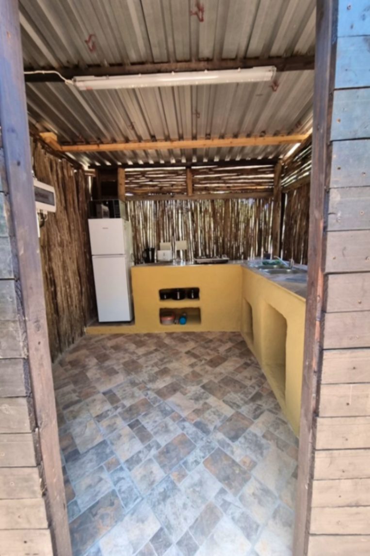 Kitchen entry